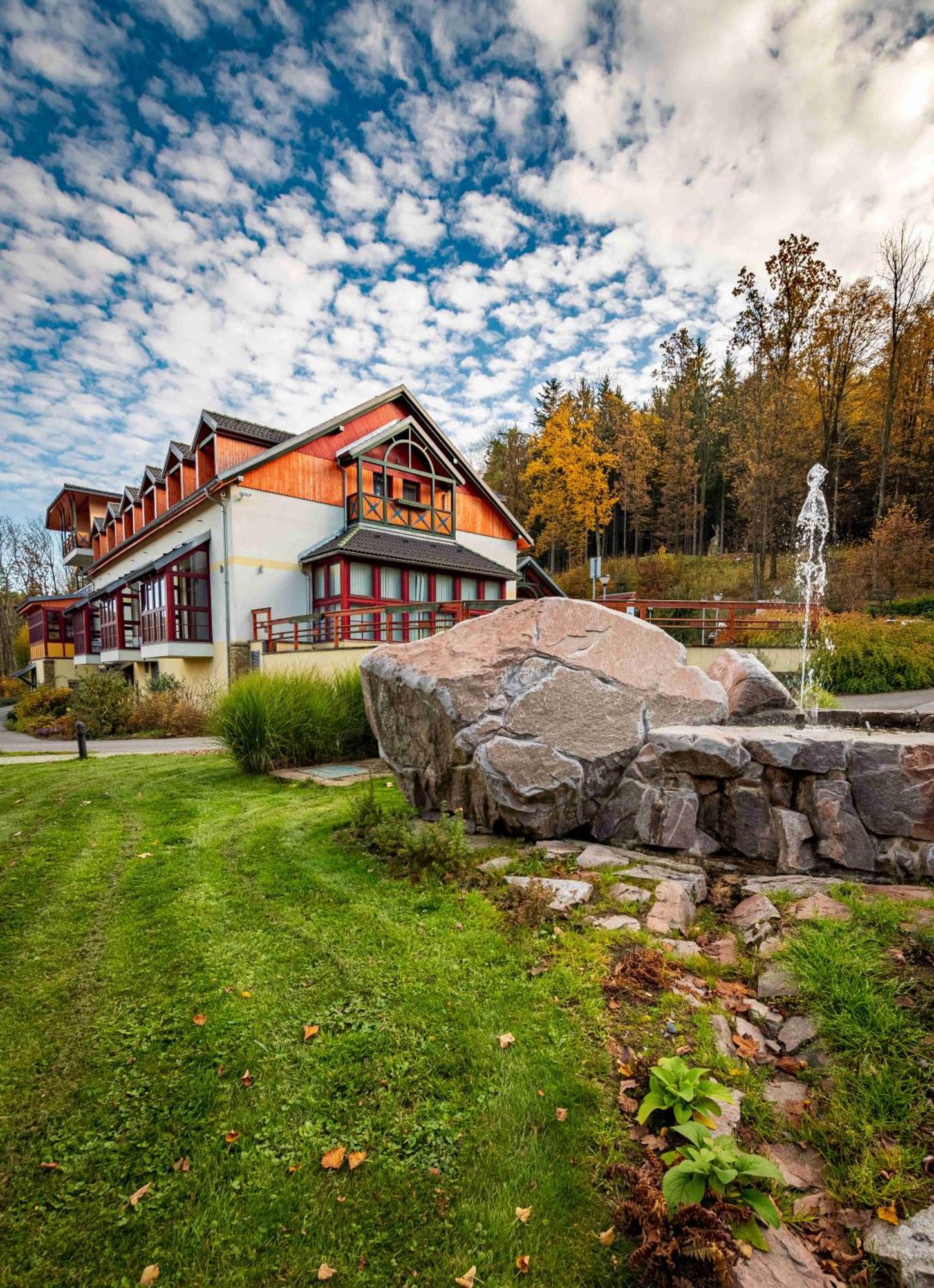 Hotel Studanka Рихнов-над-Кнєжноу Екстер'єр фото